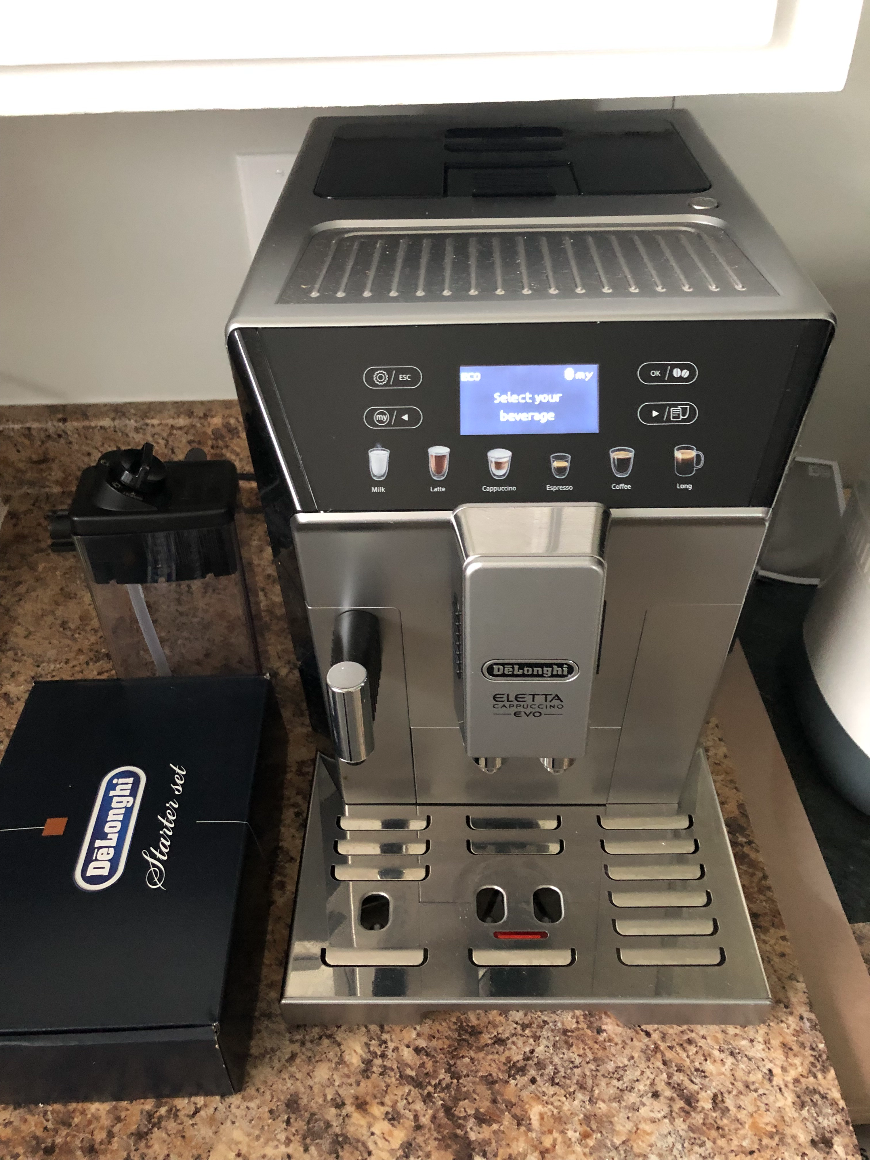 Machine à Café De'Longhi Eletta Plus ECAM 44.620.S : L'expresso Broyeur Quasi Neuve !