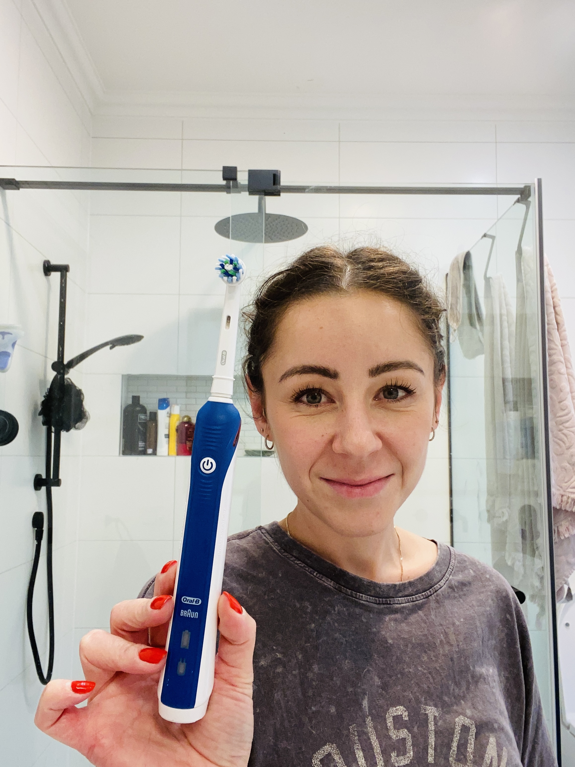 Oral-B Pro 2 2000 Electric Toothbrush | Home Tester Club