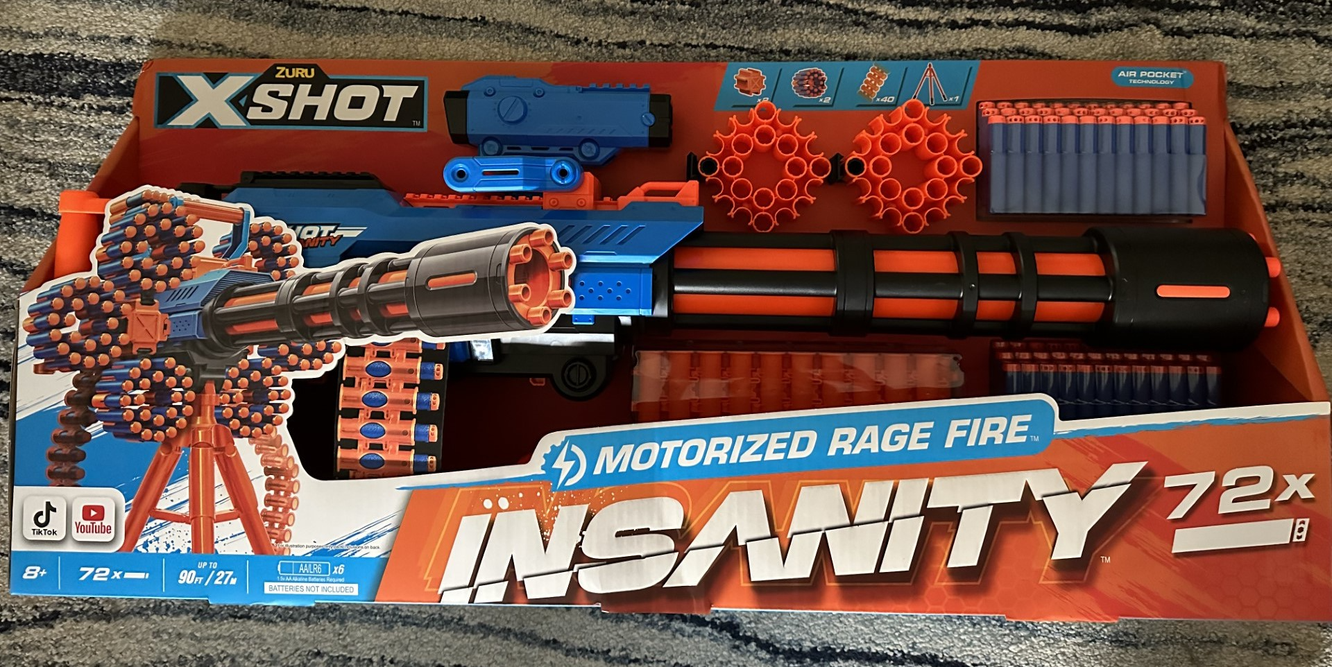 Zuru x-shot insanity mad mega barrel blaster 72 darts