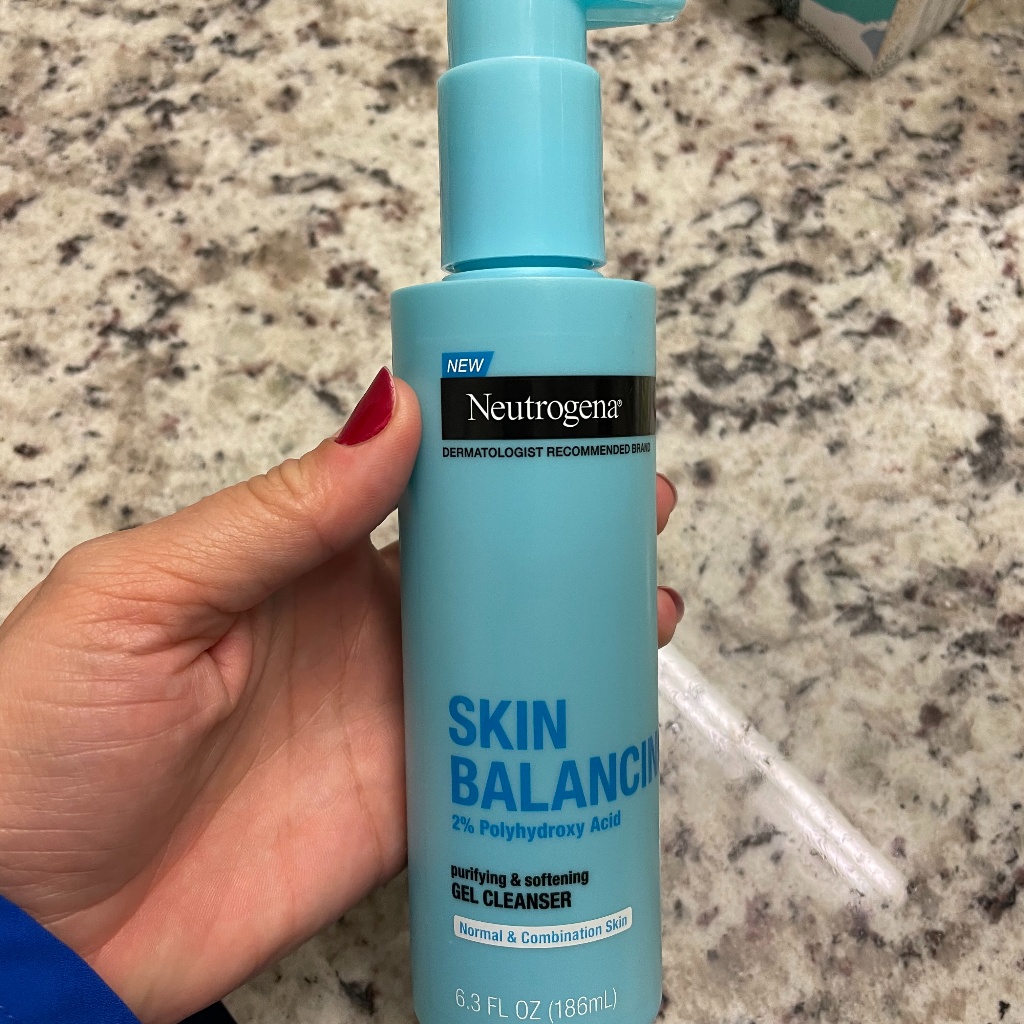 Neutrogena Skin Balancing Reinigungsgel – Mit 2% PHA, Für Normale & Mischhaut, 6.3 Oz